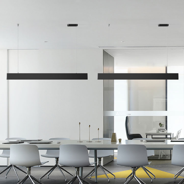 Kakšna je najboljša višina za obešanje viseče luči